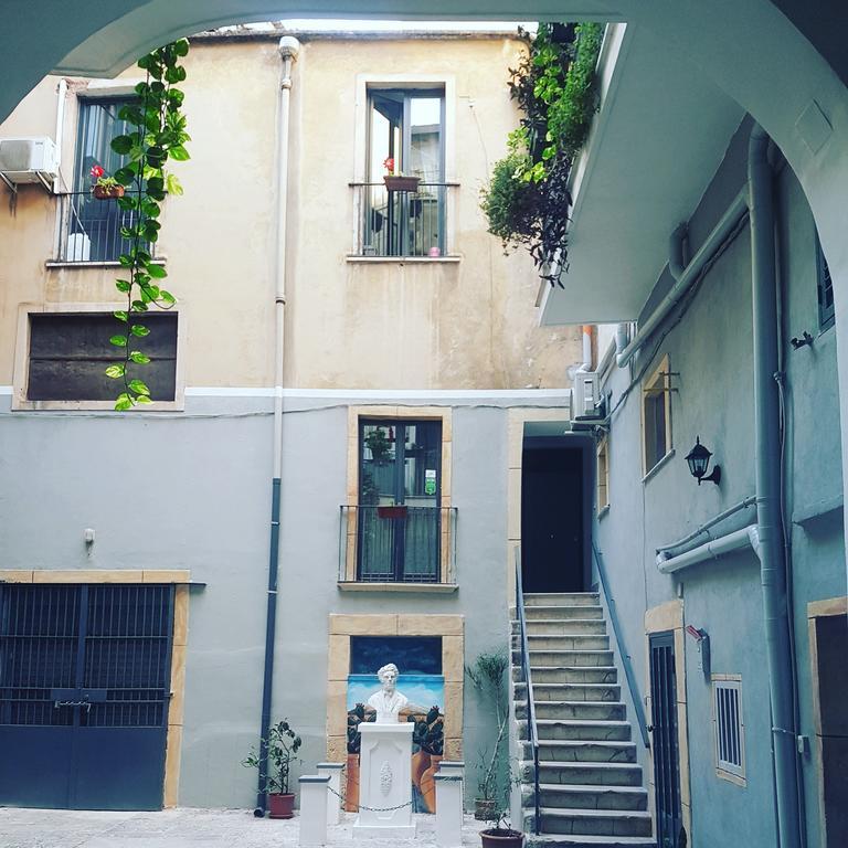 Mizzica Bed And Breakfast Catania Exterior photo